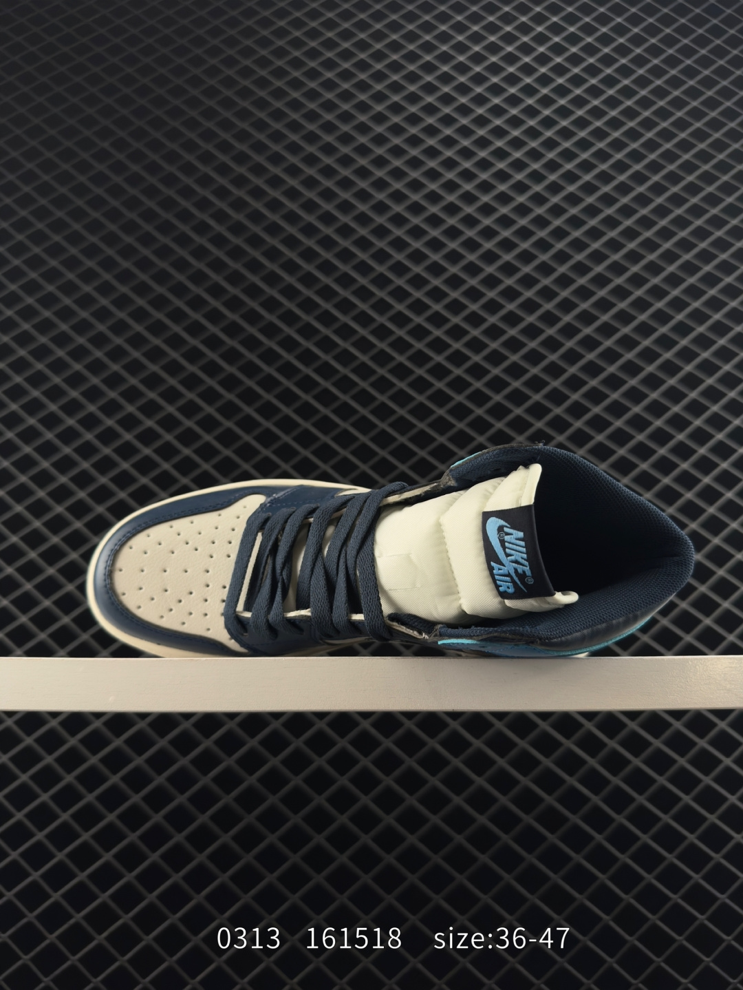 AIR Jordan 1 MidCoconut MilkAJ1